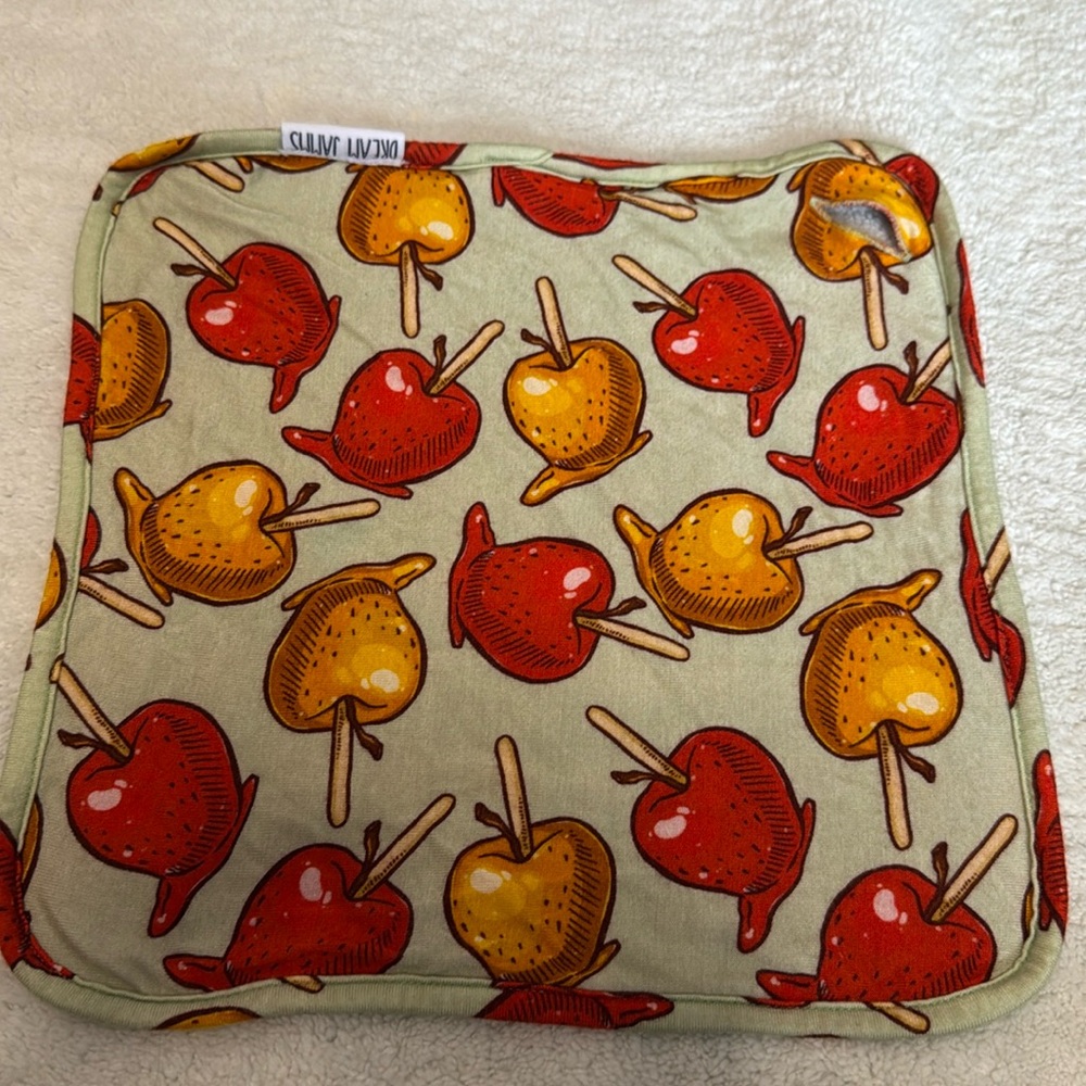 Dream jamms lovey